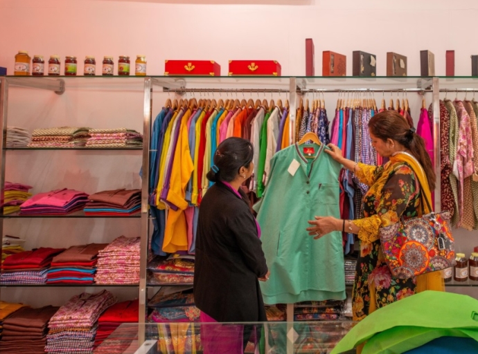 Value fashion retailers achieve 24% revenue growth in FY25: Report